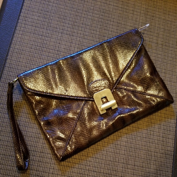 Brown Snakeskin Clutch Purse - Picture 5 of 6
